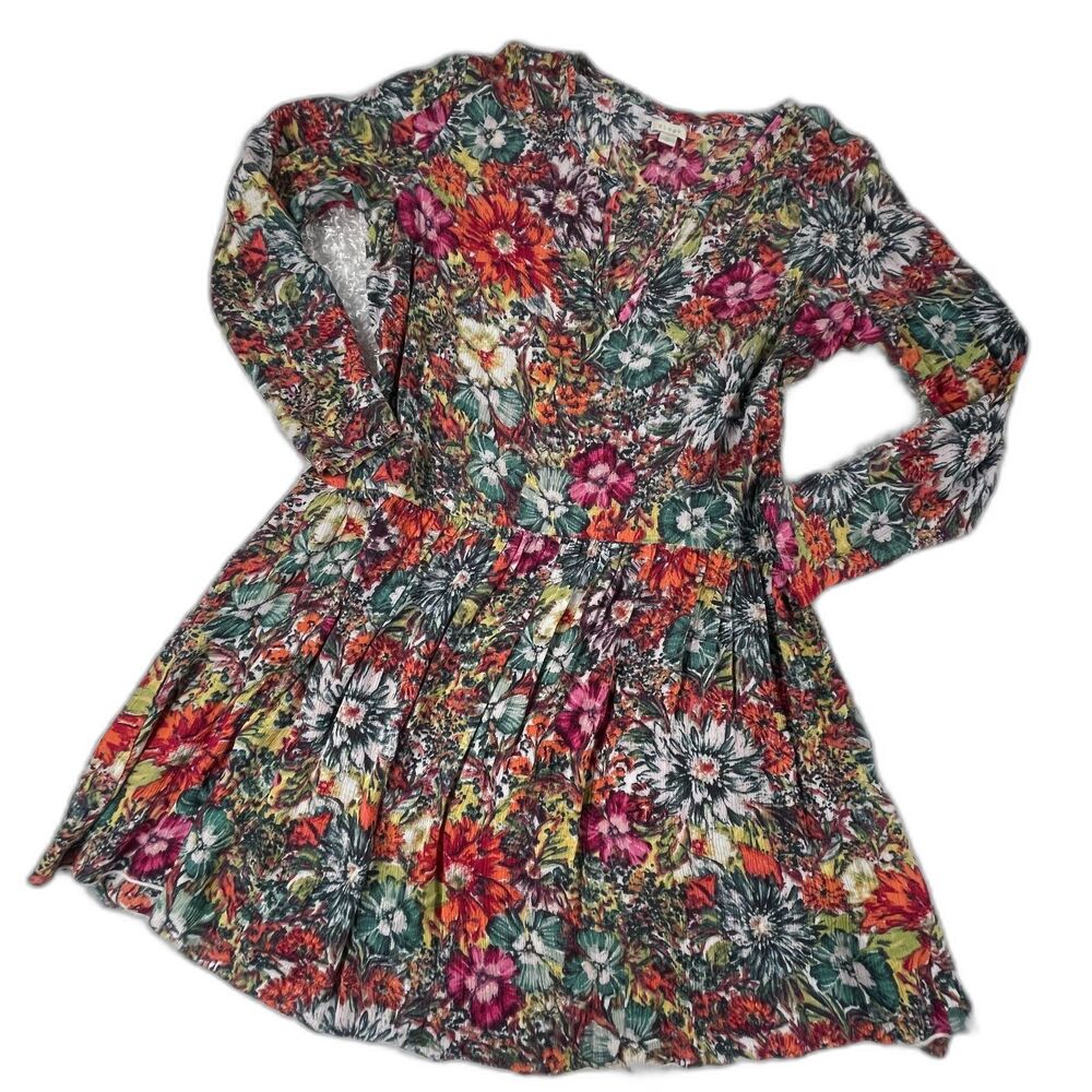 Hinge Nordstrom Floral Swing Dress Knee Length Rounded V-Neck Casual Daytime Med